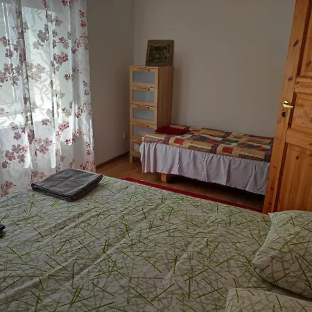 Vormsi Ohvitseride Maja Korter Nr 4 *