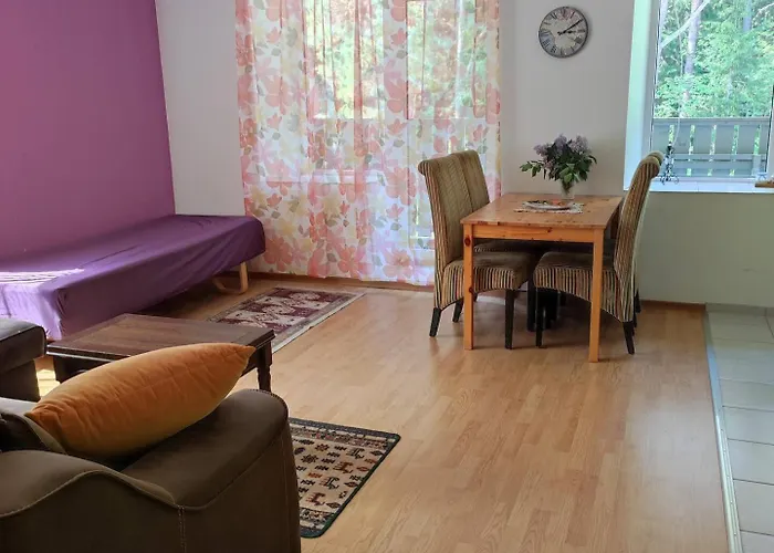 Appartement Vormsi Ohvitseride Maja Korter Nr 4 Hullo
