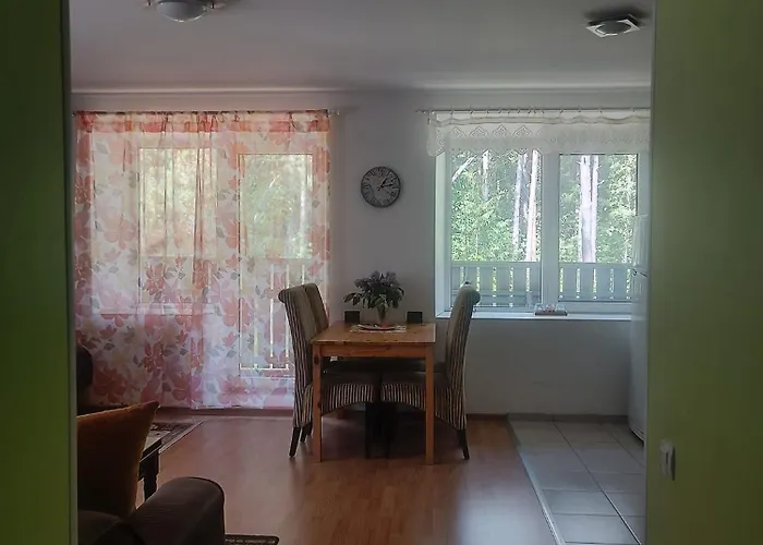 Appartement Vormsi Ohvitseride Maja Korter Nr 4 Hullo